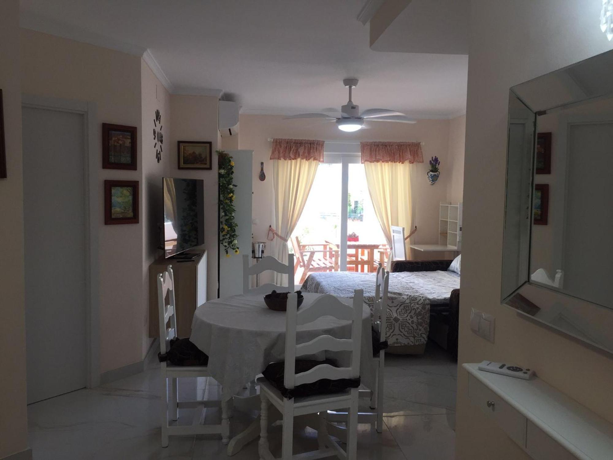 Studio In The Centre Near The Beach Daire Torremolinos Dış mekan fotoğraf